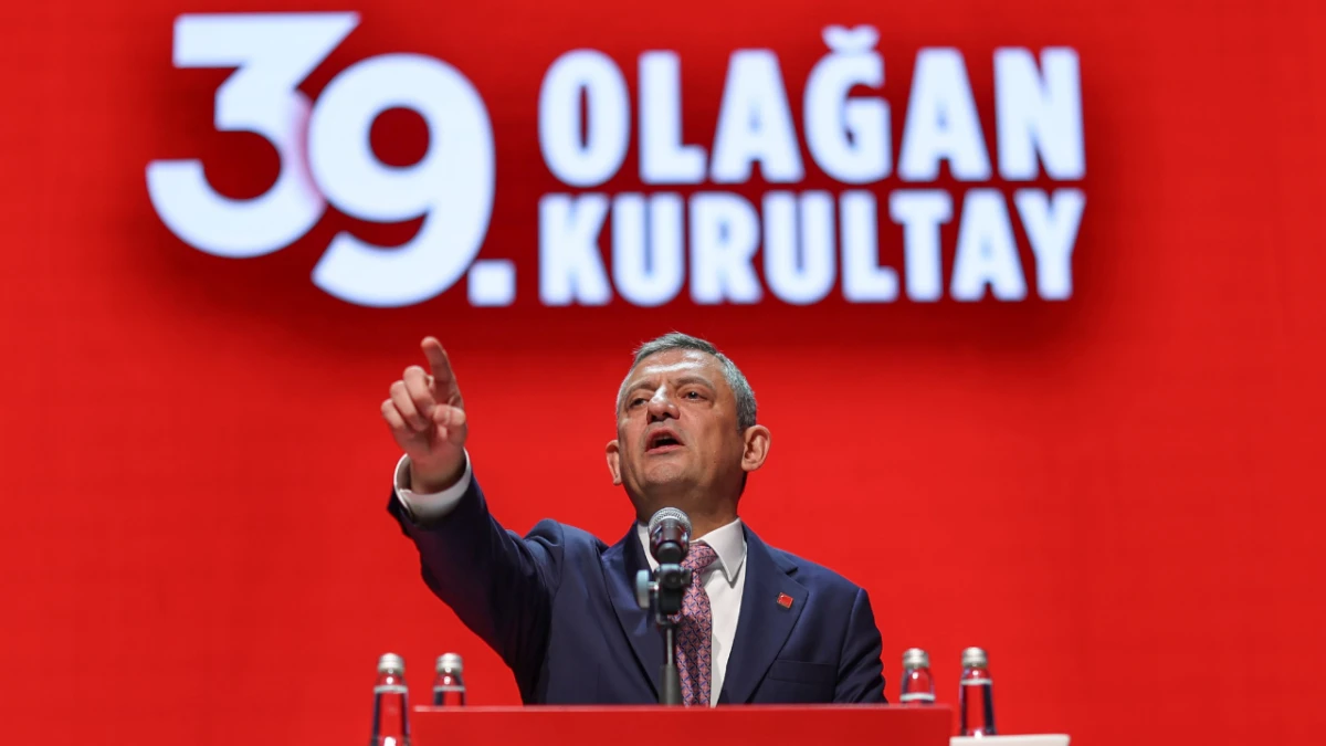 CHP 39. Kurultayı’nda 17 Yıl Sonra Program Değişti