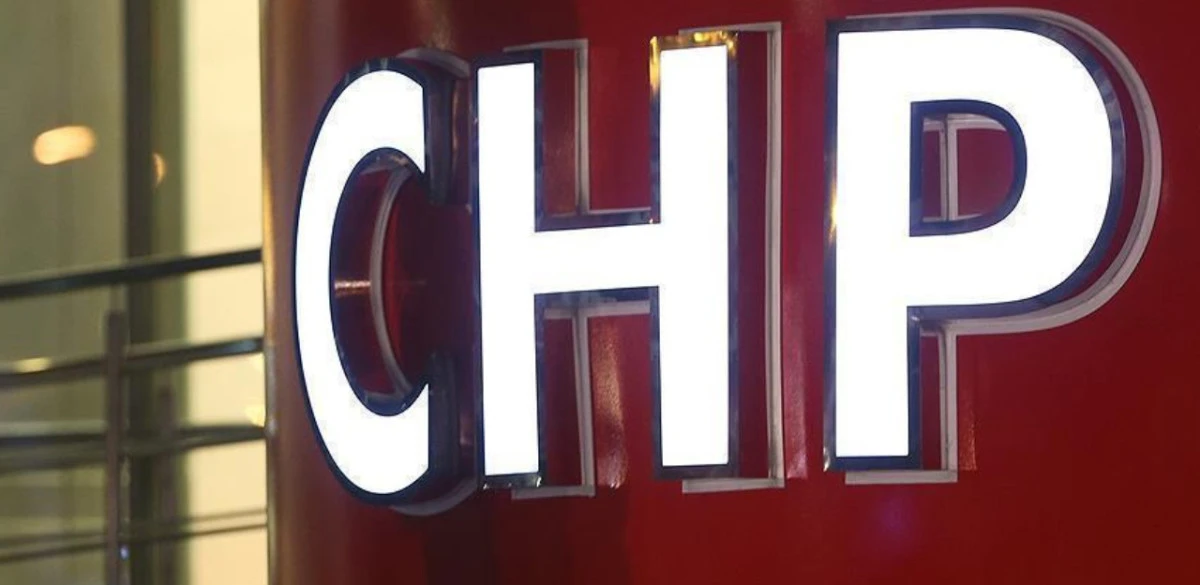 CHP Genel Merkezi, iki ilçe başkanını görevden aldı!