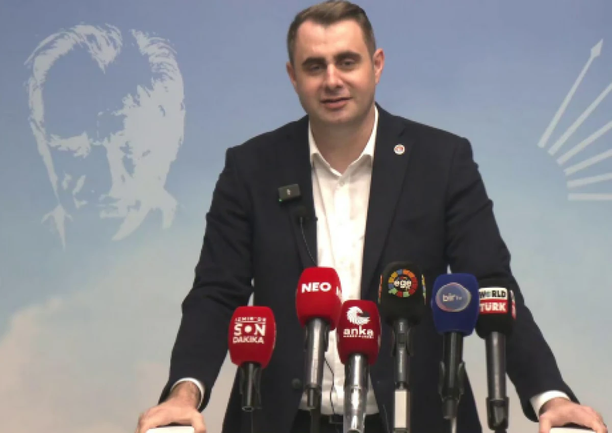 CHP İzmir İl Başkanı G&uuml;&ccedil;, ikinci &ccedil;evre yolu ve otogar metrosunu sordu