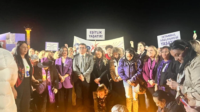 CHP İzmir: Kadınların özgürlüğü toplumu özgür kılar