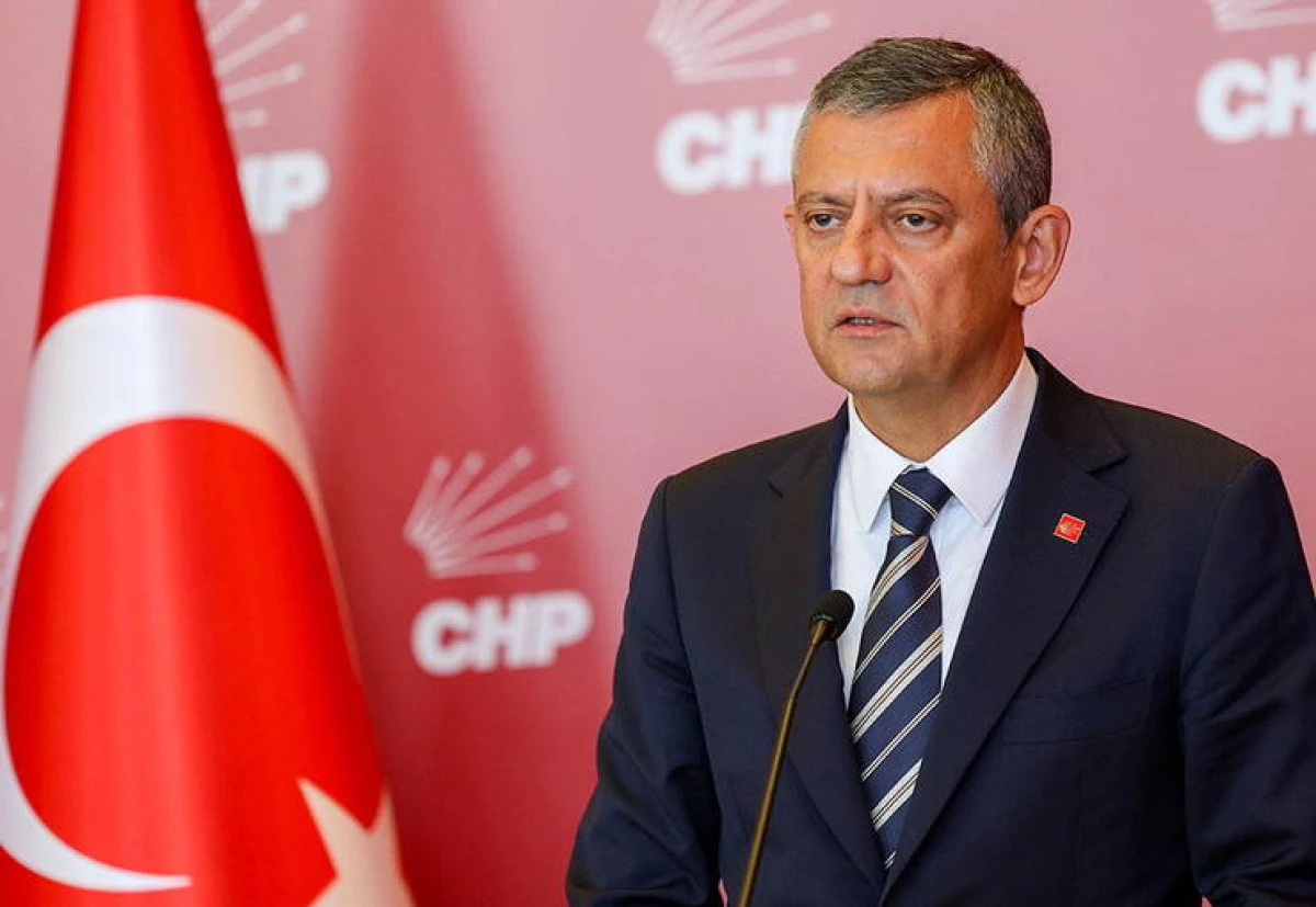 CHP lider &Ouml;zg&uuml;r &Ouml;zel'den 'Berkin Elvan' mesajı!