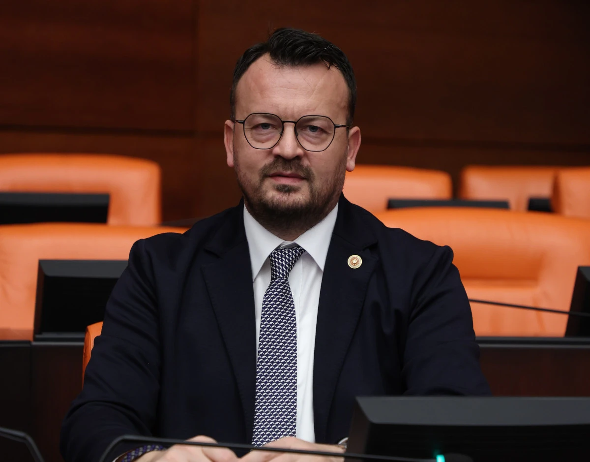 CHP’li Arpacı: Tekstil sektörü ağır darbe aldı