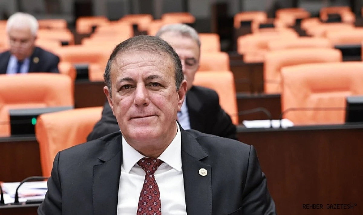 CHP'li Yıldız vatandaşın 6.1 trilyonluk borcunu ekonominin &ccedil;&ouml;k&uuml;ş&uuml; olarak tanımladı