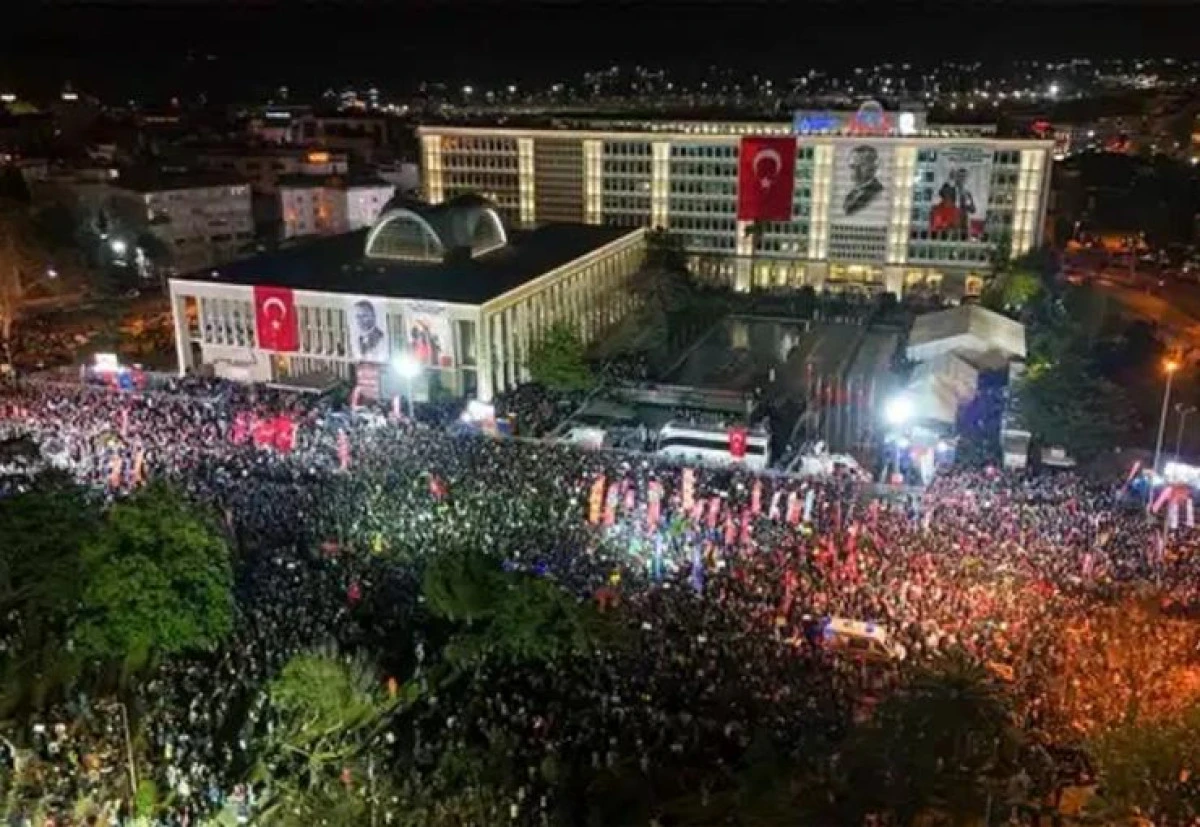 CHP&rsquo;nin Sara&ccedil;hane mitingi &ouml;ncesi bazı yollar trafiğe kapatılacak