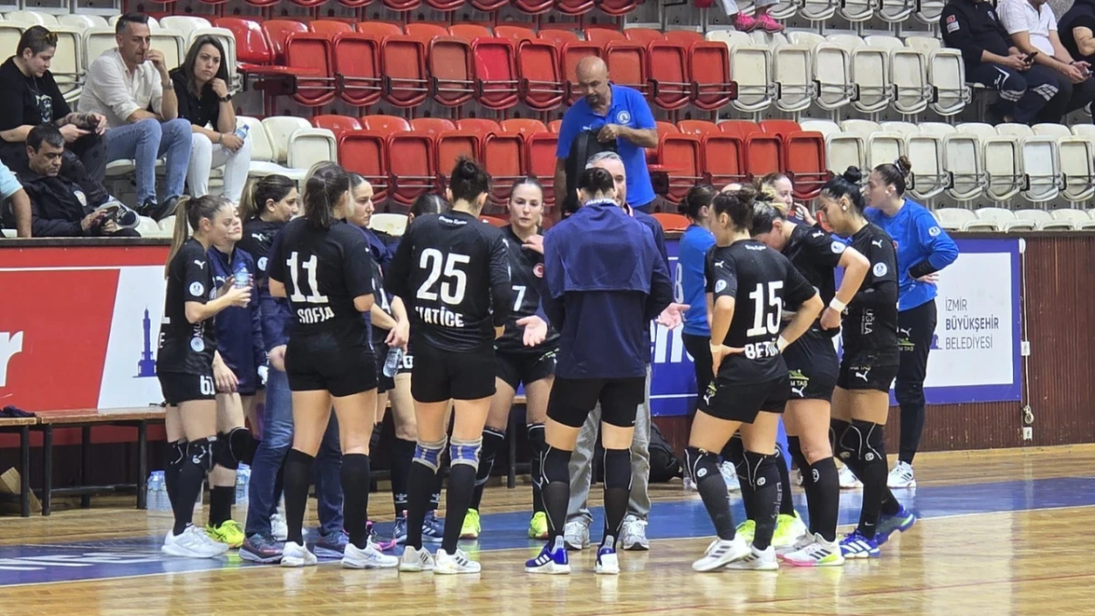 Denizin Kızları sezonun ilk devresini galibiyetle kapattı