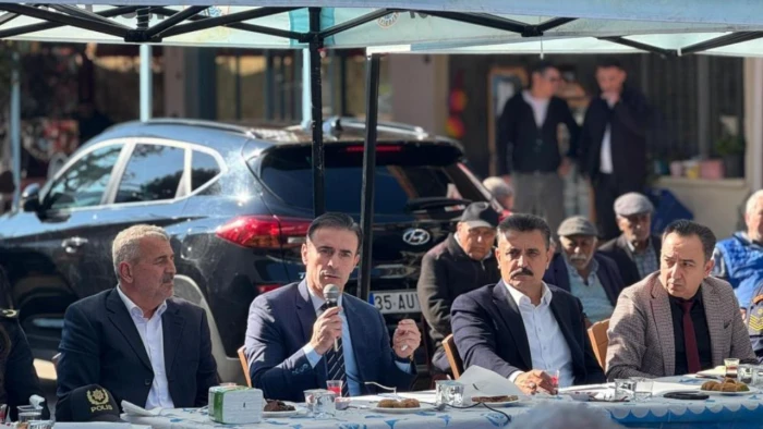 Dikili'de Halk Günleri Toplantısı Gerçekleştirildi 