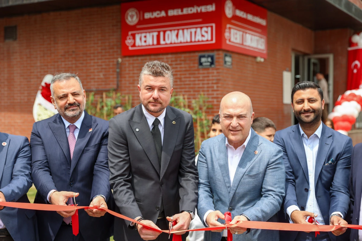 Duman’dan dayanışma hamlesi: Buca’da üçüncü kent Lokantası açıldı