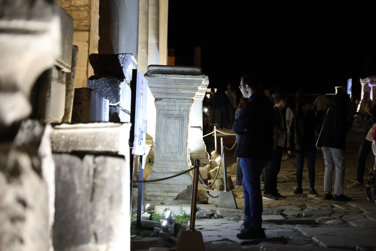 Efes Antik Kenti'nde 'Gece Müzeciliği' Lansmanınayogun katılım