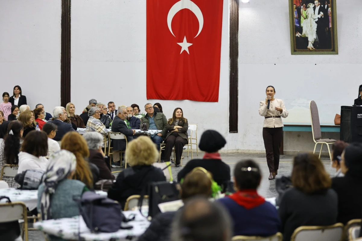 Efes Selçuk’ta kadına yönelik şiddet masaya yatırıldı