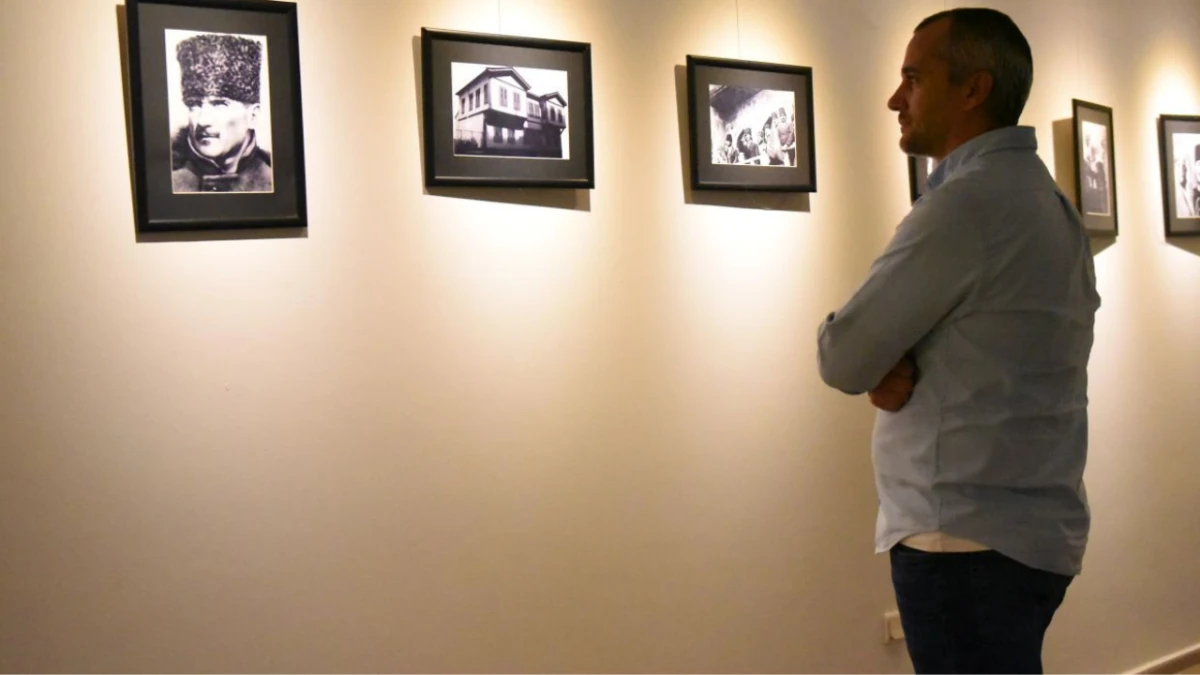 Ege Üniversitesi’nde “Atatürk’ü Anma” Köşesi Öğrencilerle Buluştu