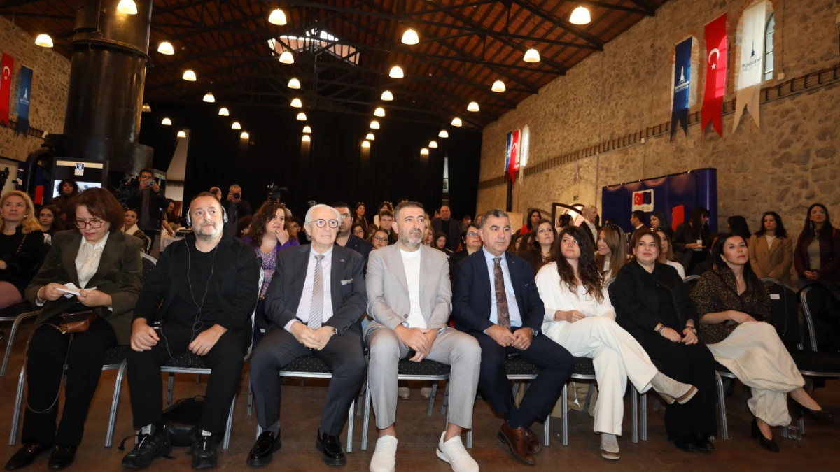 EİB Moda Tasarım Yarışması 20. yaşını İzmir’de kutladı