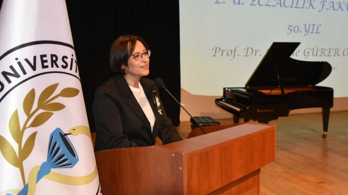 EÜ Eczacılık Fakültesi 50 Yaşında