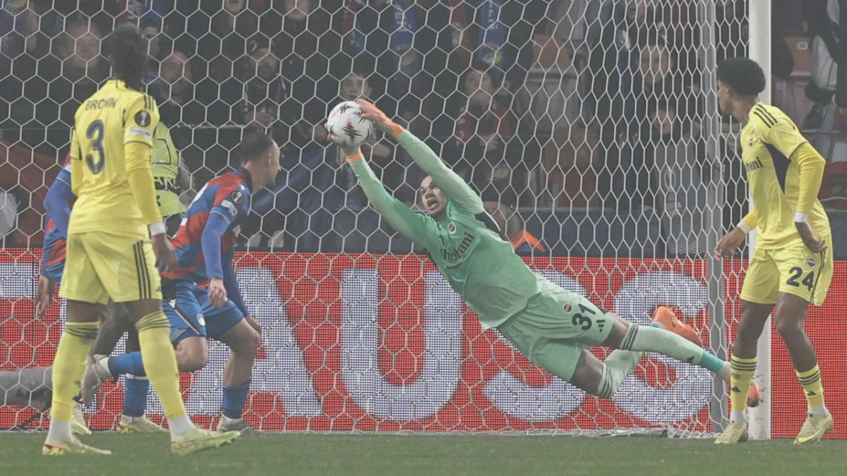 Fenerbahçe, Çekya deplasmanında Ederson’la direndi