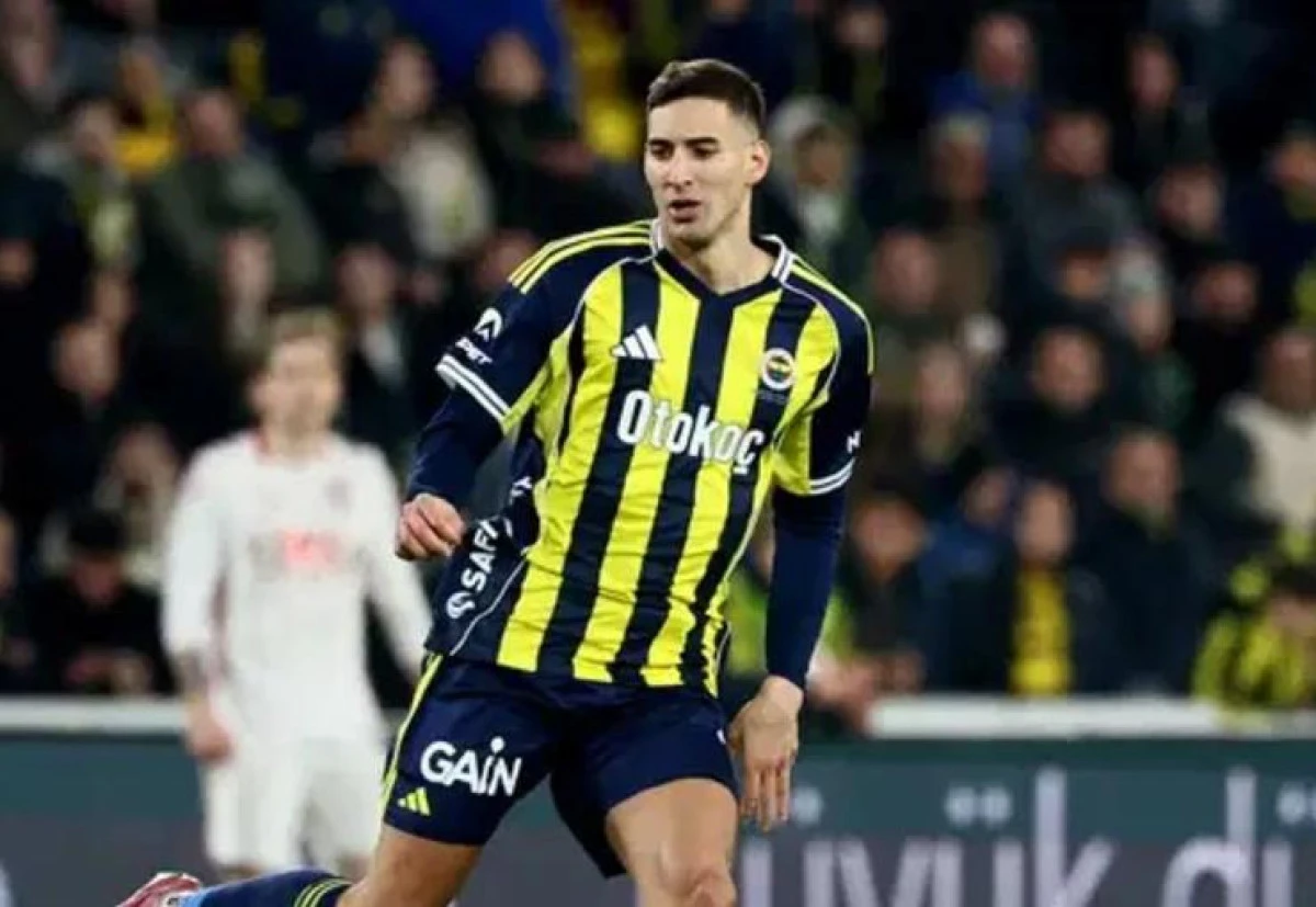 Fenerbah&ccedil;e, Mert M&uuml;ld&uuml;r i&ccedil;in harekete ge&ccedil;ti!