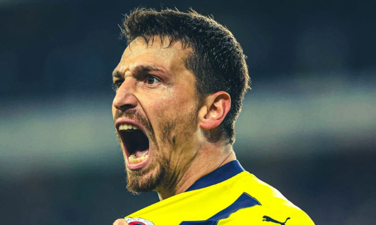 Fenerbah&ccedil;e'den Mert Hakan Yandaş i&ccedil;in a&ccedil;ıklama