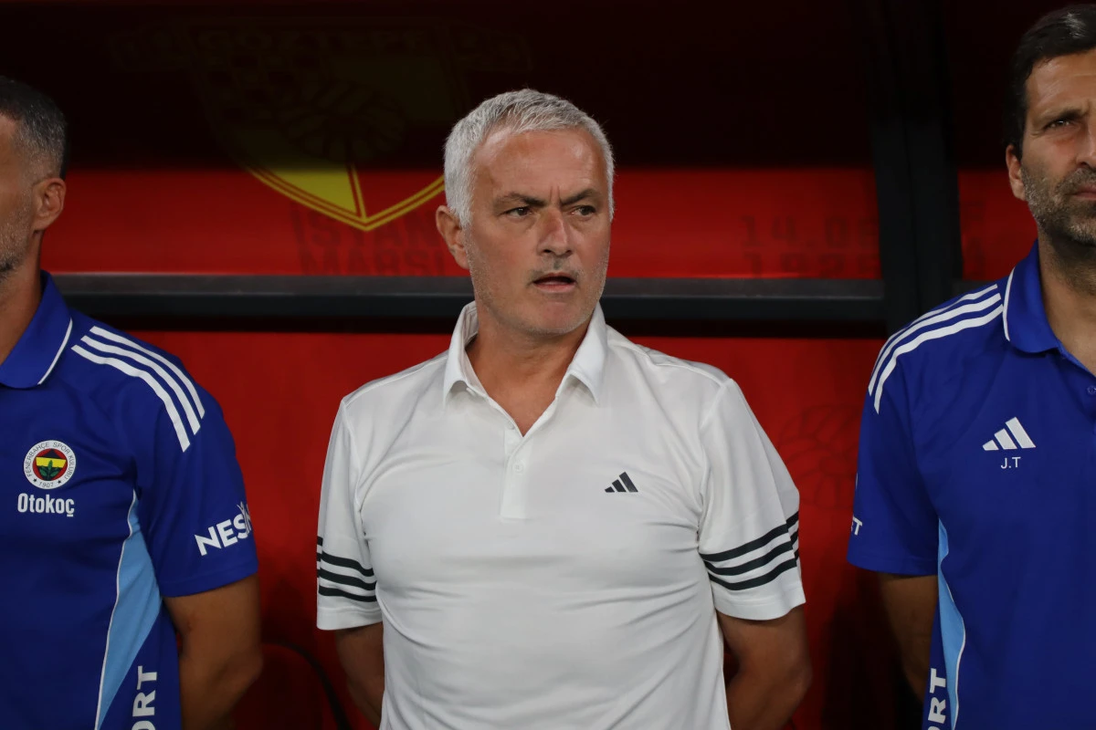 Fenerbahçe’nin hocası Mourinho’dan Göztepe savunmasına övgü