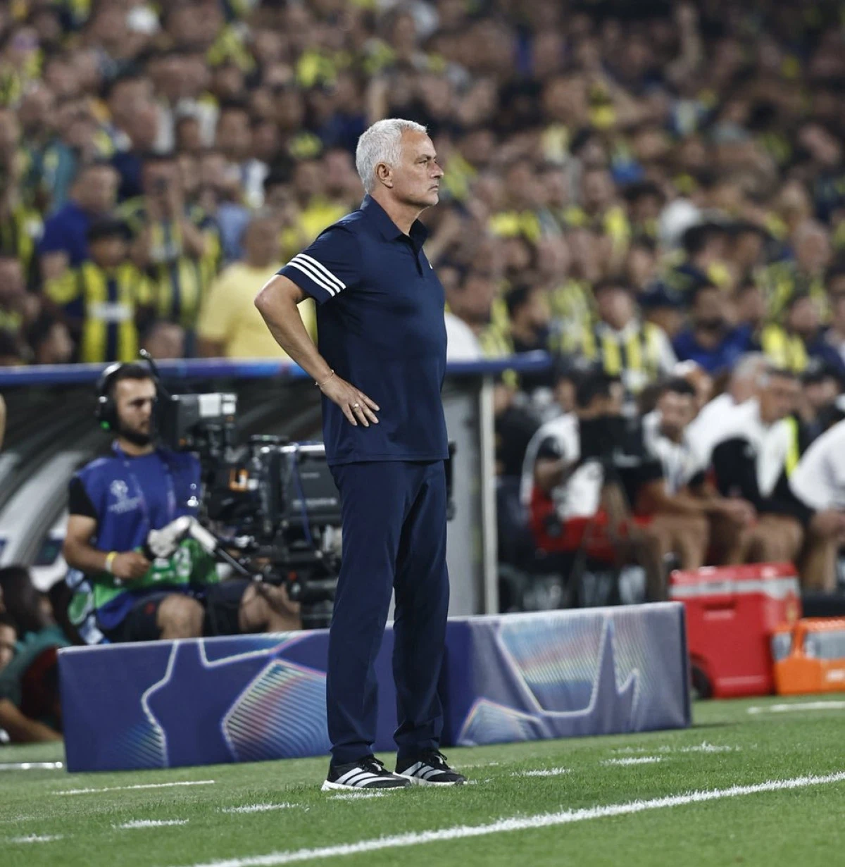Fenerbahçe’nin hocası Mourinho’dan tur mesajı