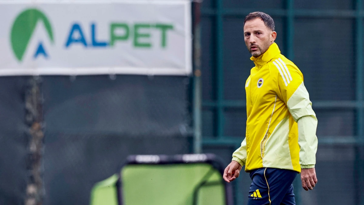 Fenerbahçe'nin kamp kadrosu belli oldu