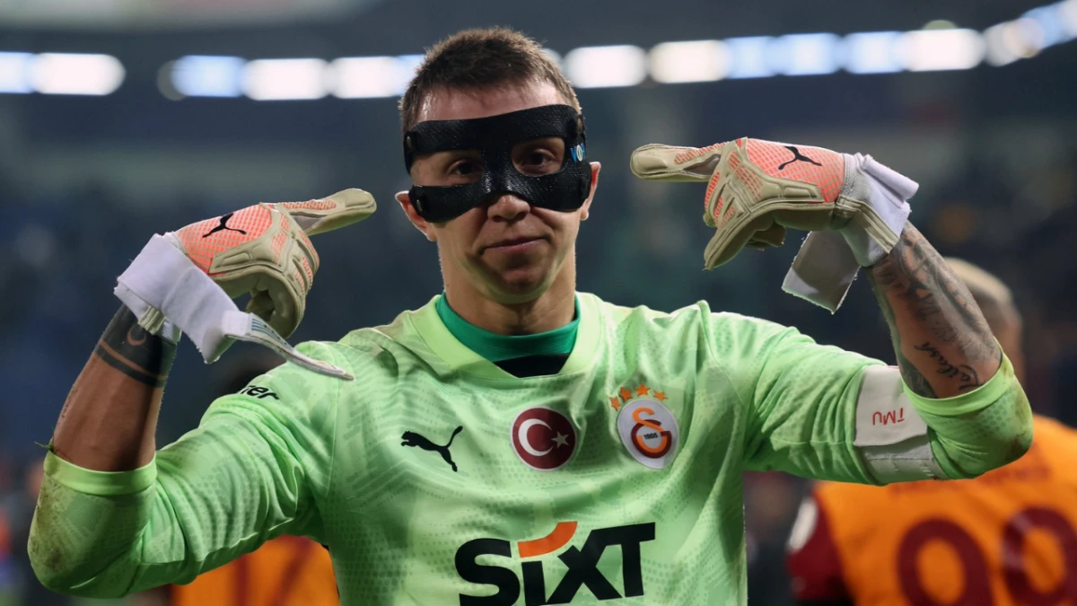 Fernando Muslera'dan Galatasaray paylaşımı
