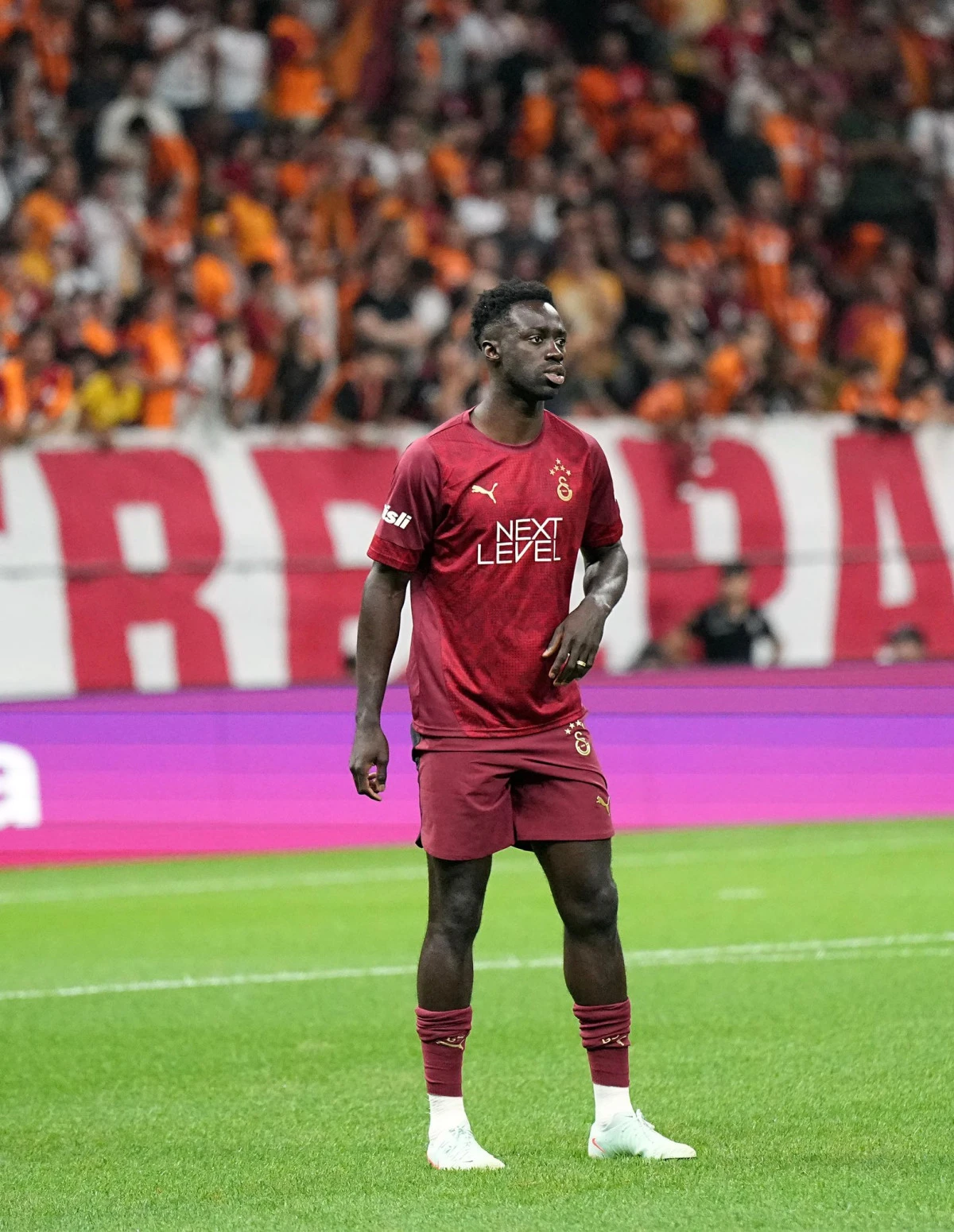Galatasaray, Davinson Sanchez ile yeni anlaşma hazırlığında
