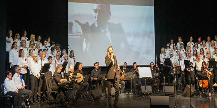 Gaziemir Belediyesi'nden Solistler Geçidi Konseri
