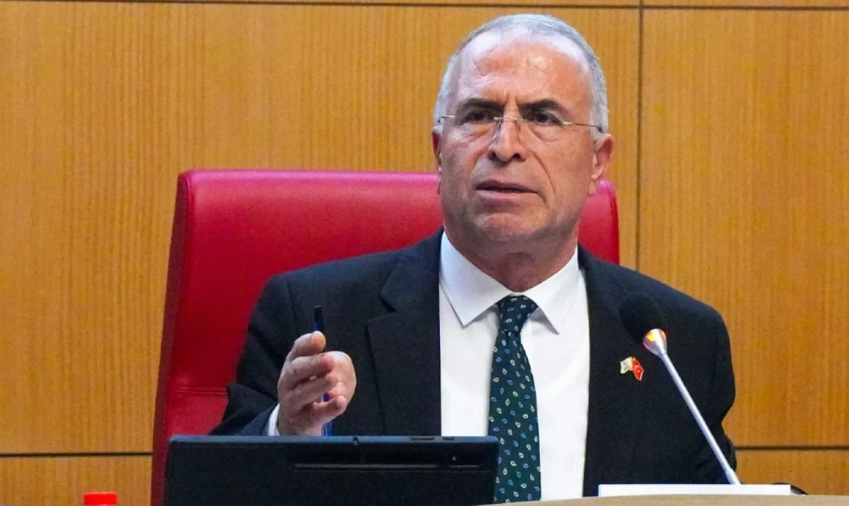 Gaziemir Meclisi'nde 70 milyon TL'lik kredi tartışması