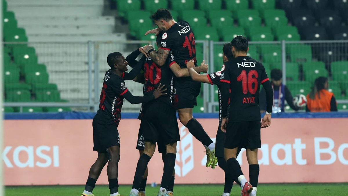 Gençlerbirliği gruplara kaldı