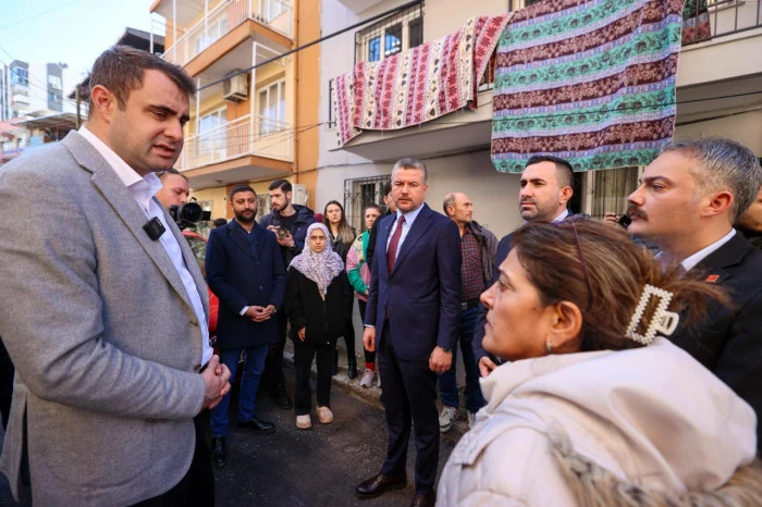 G&ouml;rkem Duman ve &Ccedil;ağatay G&uuml;&ccedil; Sel Hasarını Yerinde İnceledi