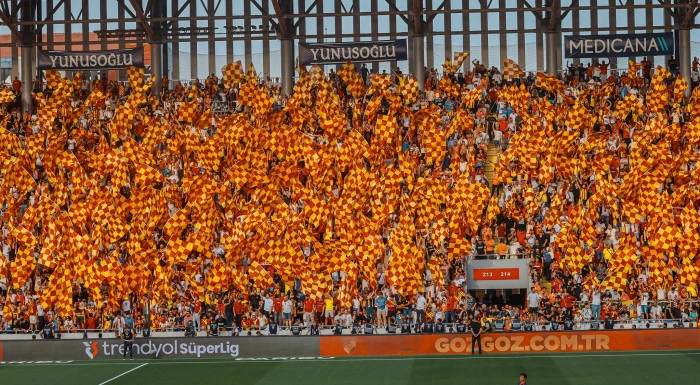 G&ouml;ztepe&rsquo;de ayrılıklar netleşti