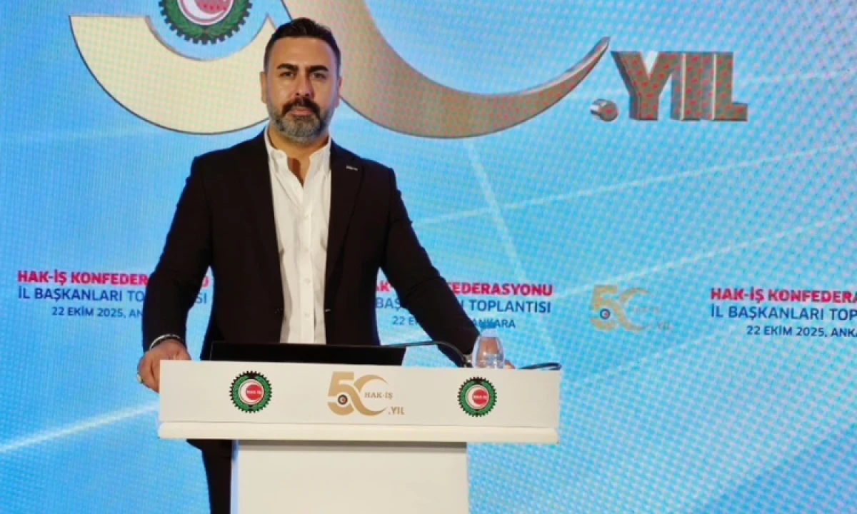 G&uuml;ltekin Şimşek'ten Gazetecilere &ouml;vg&uuml; ve hak &ccedil;ağrısı