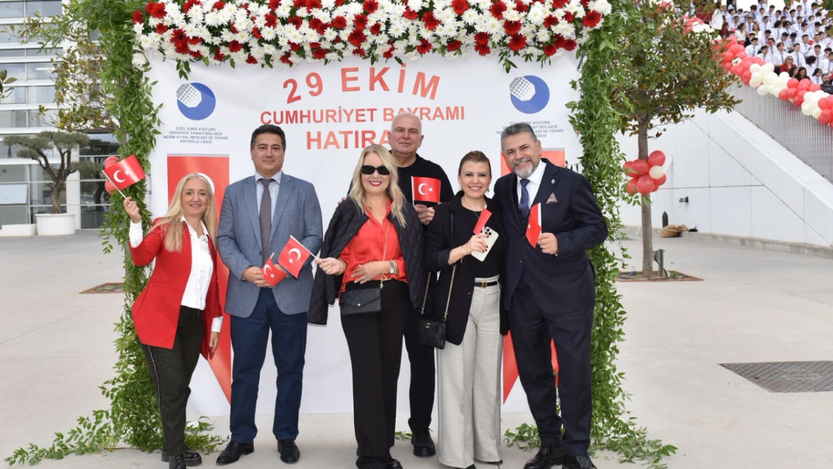 İAOSB Kadınlar Kulübü, Cumhuriyetin 102. Yılını Öğrencilerle Kutladı