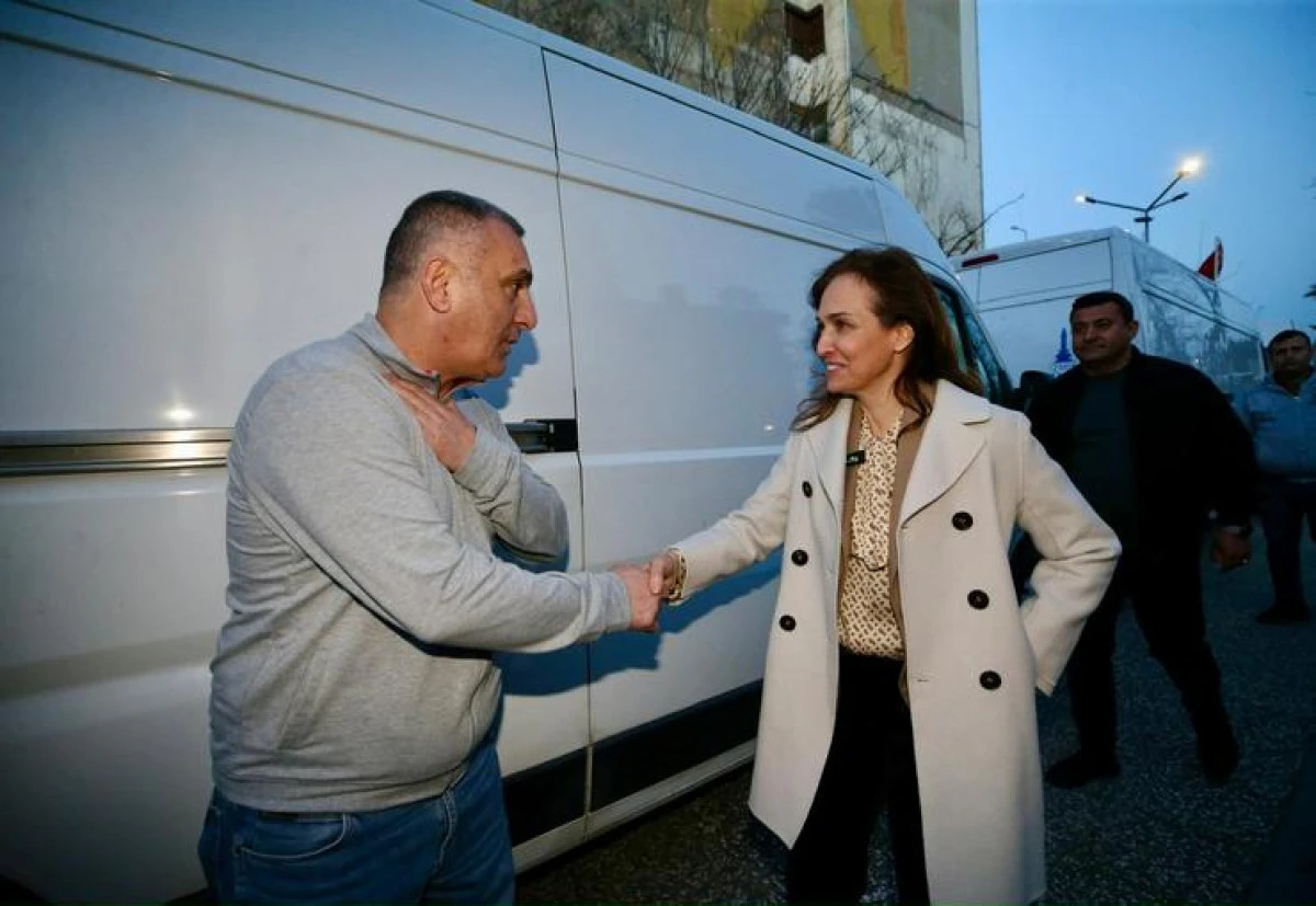 İftar programında Başkan &Uuml;nsal ve taraftarlar bir arada