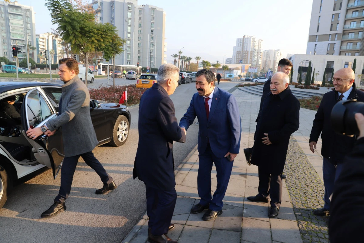 İK&Ccedil;&Uuml; Memur Kardeşler &Uuml;niversite Camisi i&ccedil;in protokol imzalandı