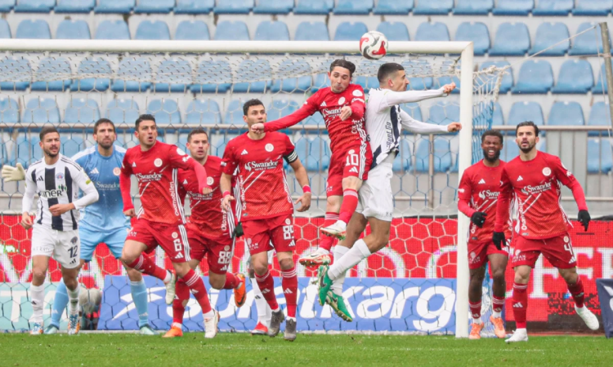 İstanbul&rsquo;da gol sesi &ccedil;ıkmadı