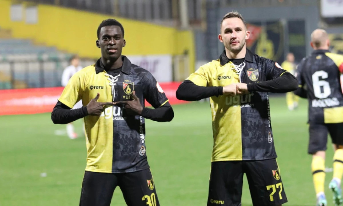 İstanbulspor sahasında tek golle kazandı