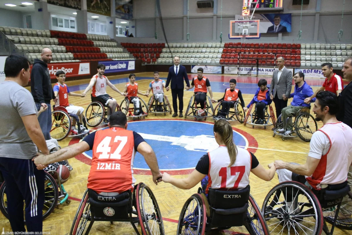 İzmir BŞB, yeni sezonla birlikte 20. Yılını kutluyor