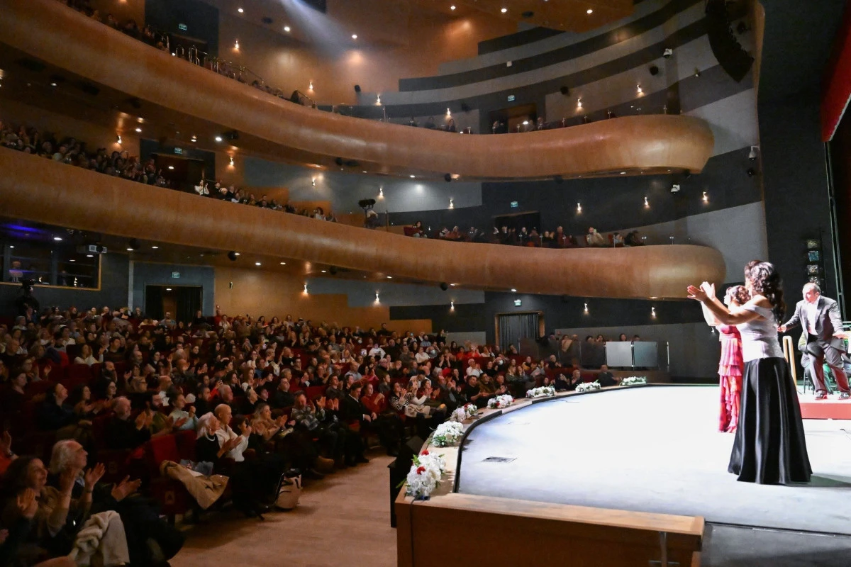 İzmir Devlet Opera ve Balesi&rsquo;nden unutulmaz yeni yıl konseri