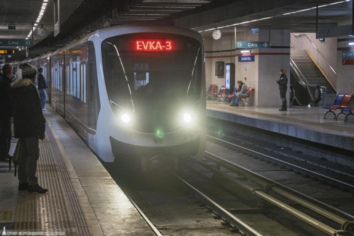İzmir Metrosu&rsquo;nda Makas Yenileme &Ccedil;alışması Başlıyor
