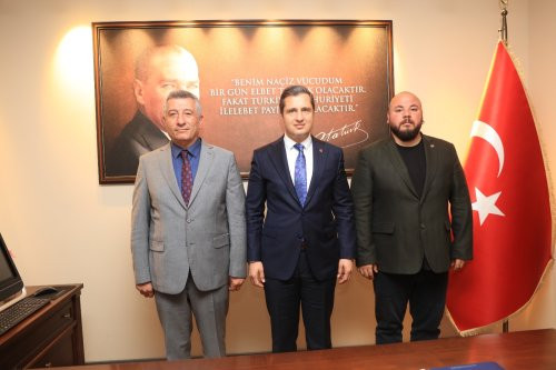 İzmir Milletvekili Deniz Yücel'den Başkan Mustafa Günay'a Ziyaret