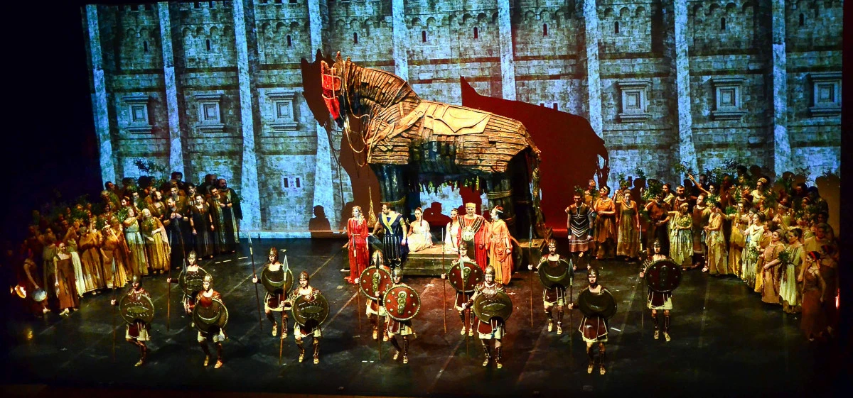 İzmir Opera ve Balesi “Troya” ile Sezonu Açıyor