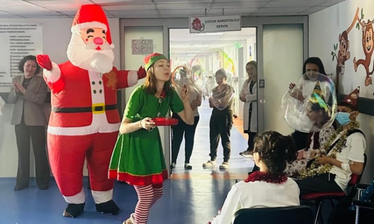 İzmir T&uuml;rk Koleji&rsquo;nden &ccedil;ocuklar i&ccedil;in anlamlı destek