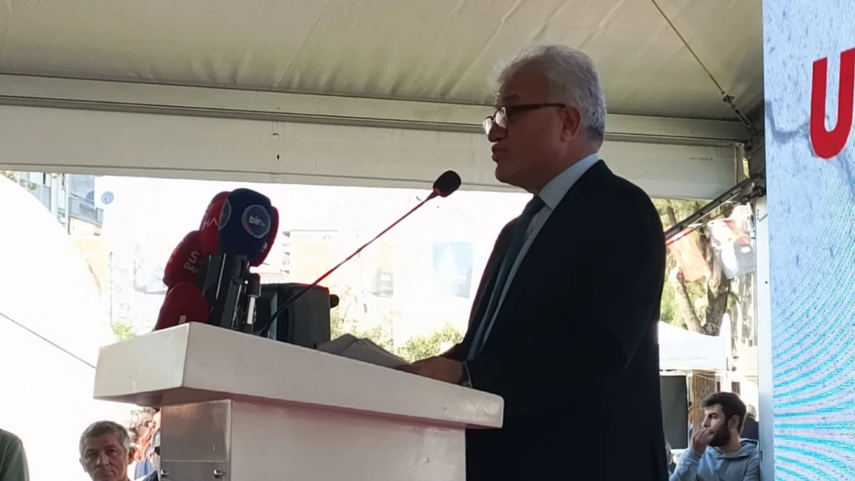 İzmir’de 30 Ekim Depremi 5. Yılında Anıldı