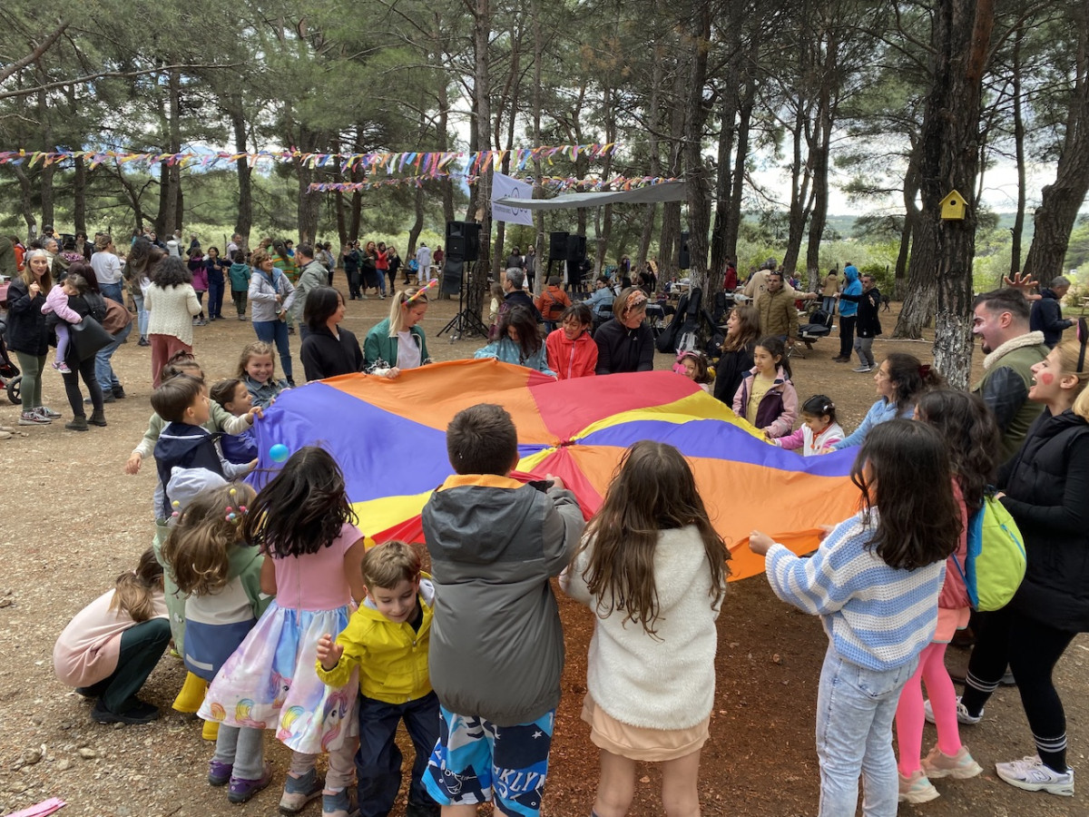 İzmir'de Alternatif Eğitim Hareketi