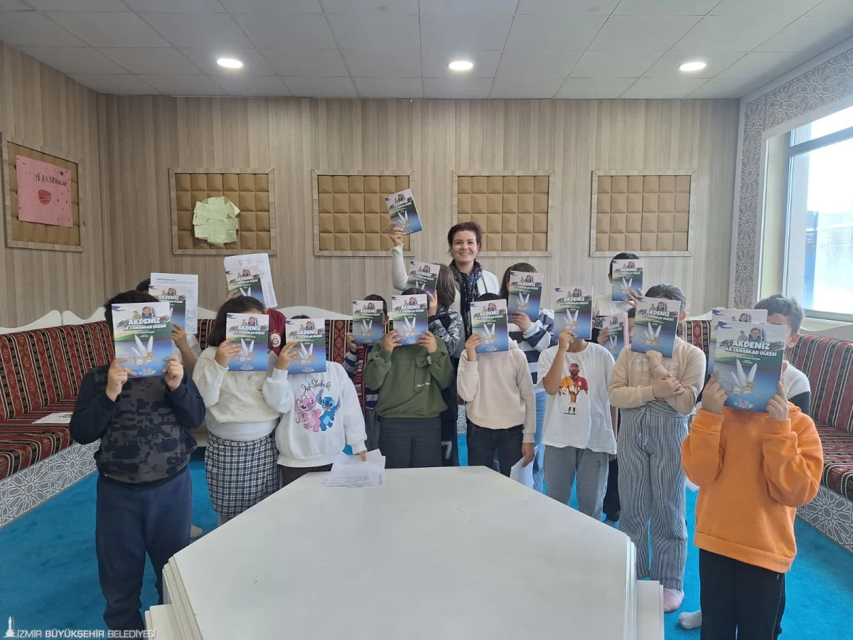 İzmir’de çocuklar yaratıcı drama ile kültürel farkındalık kazandı