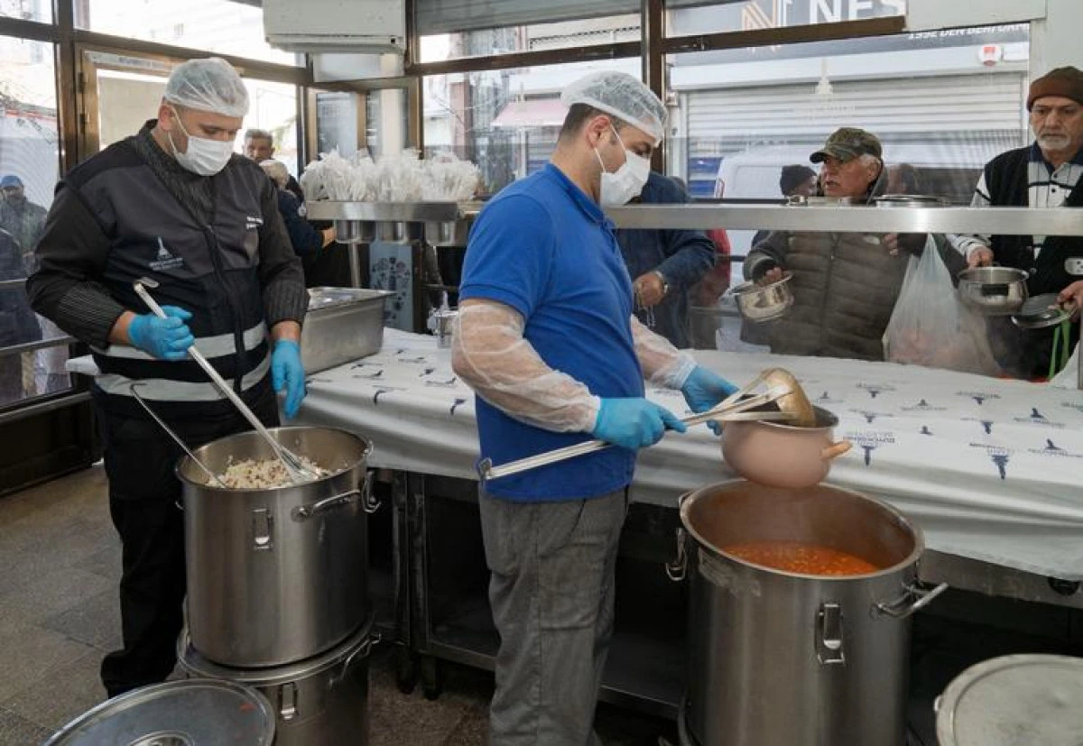 İzmir&rsquo;de dayanışma seferberliği başlatıldı