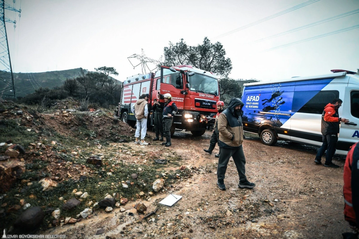 İzmir&rsquo;de sağanak sonrası arazide mahsur kalanlar kurtarıldı