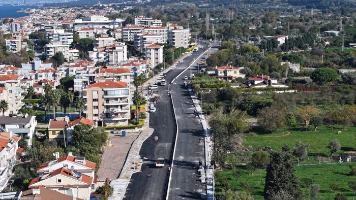 İzmir’de Yeni Bulvar Trafiğe Açılıyor