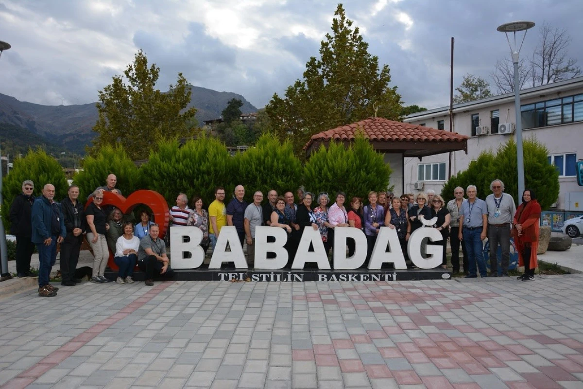 Kanadalılar Babadağ'ı Gezdi