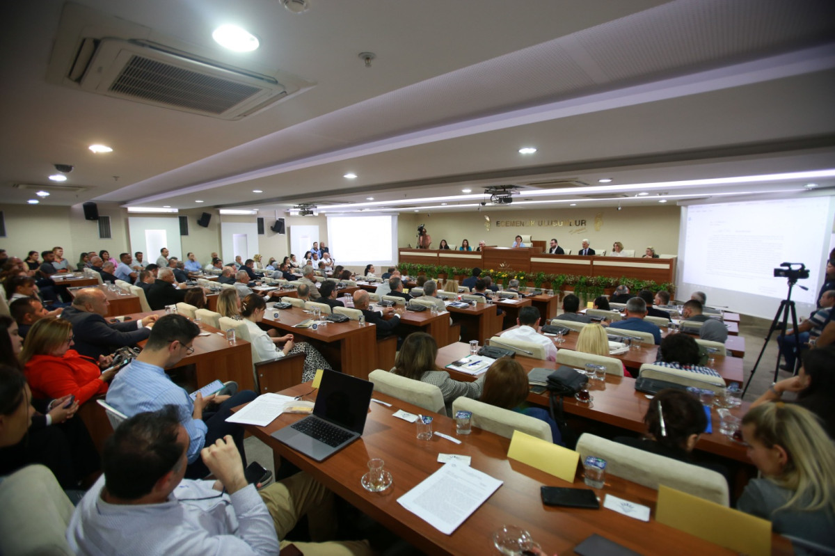 Karabağlar Belediye Meclisi Mayıs Ayı Toplantısı Gerçekleşti