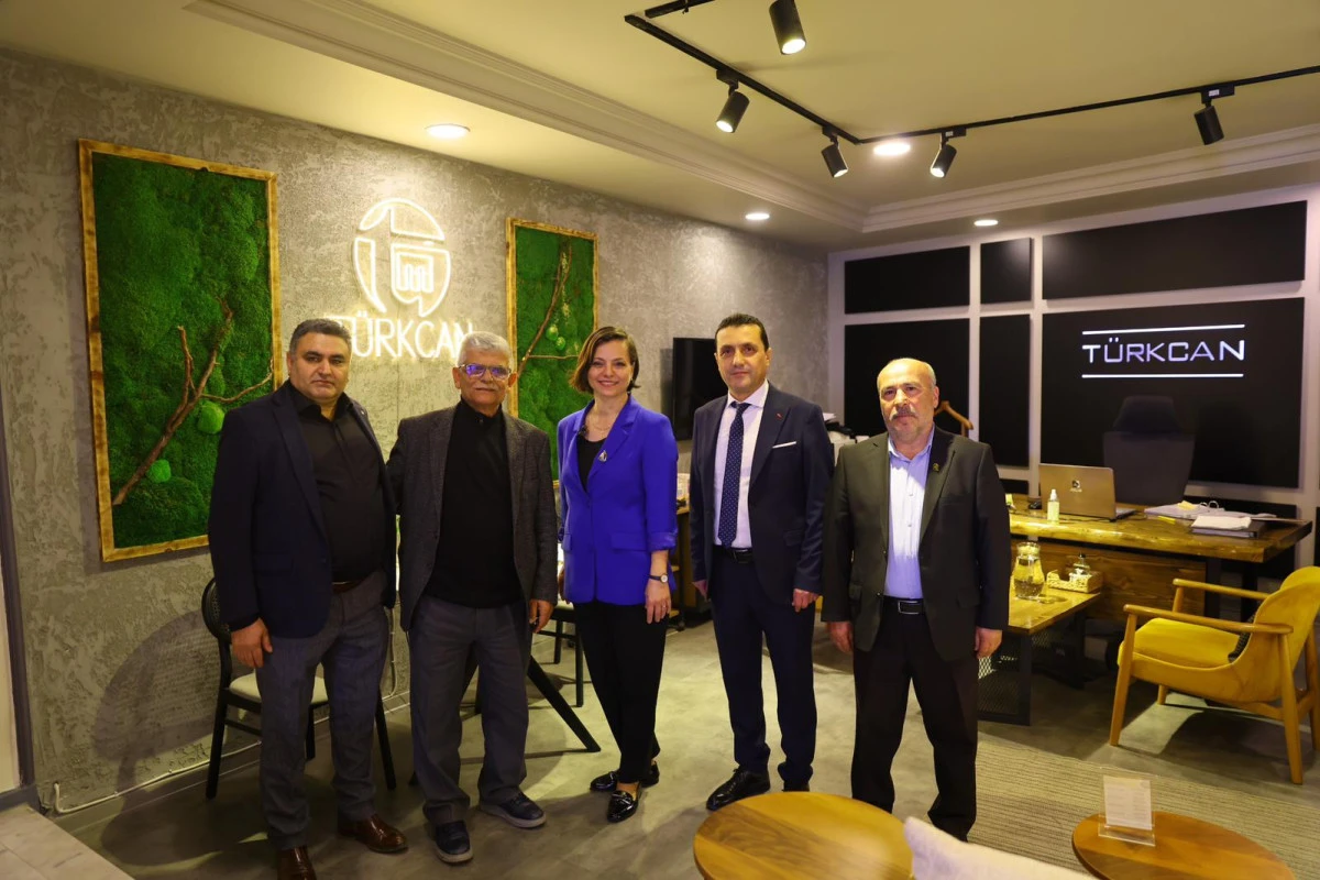 Karabağlar mobilyası marka değerini y&uuml;kseltecek